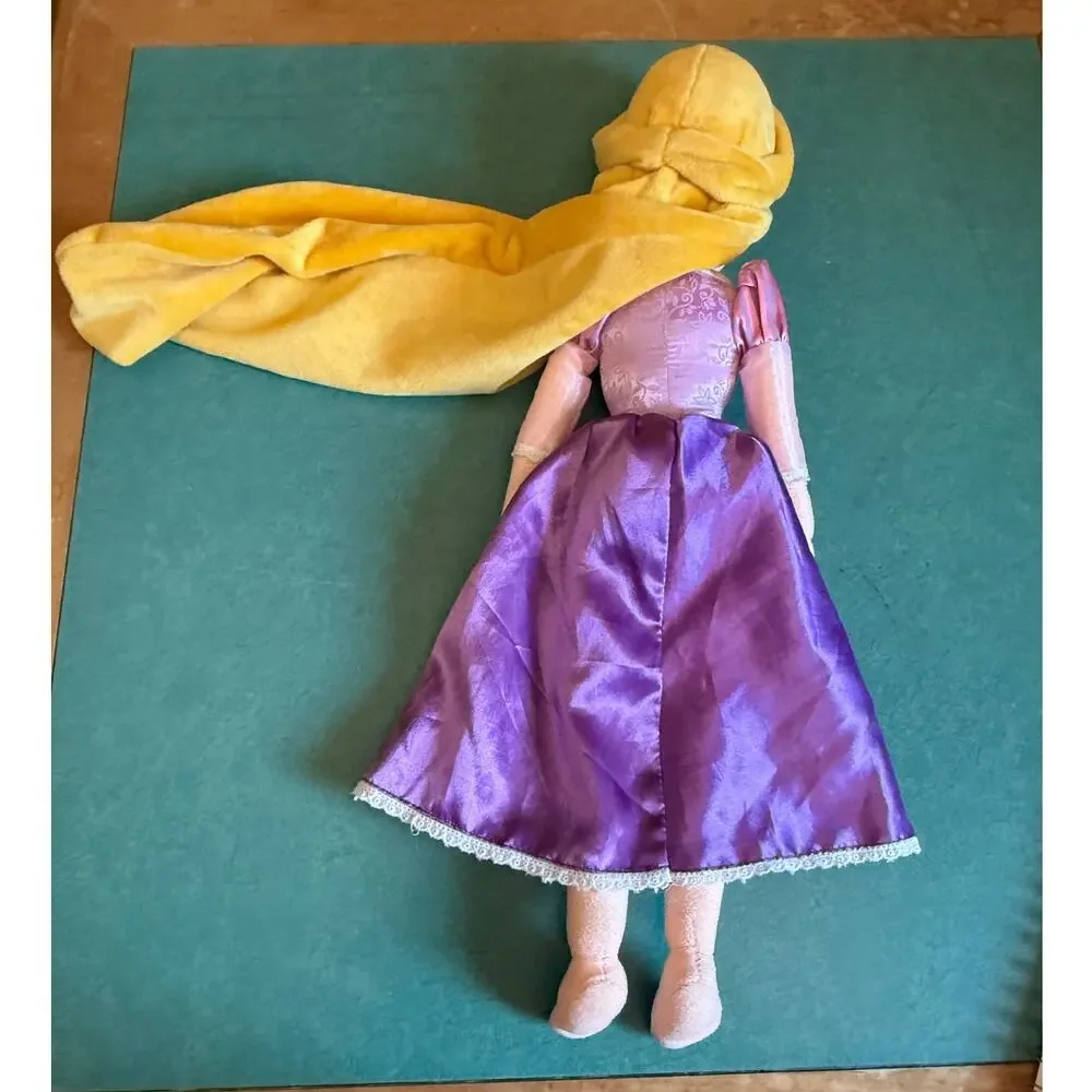 Vintage/Y2K Disney Store Rapunzel Plush Doll